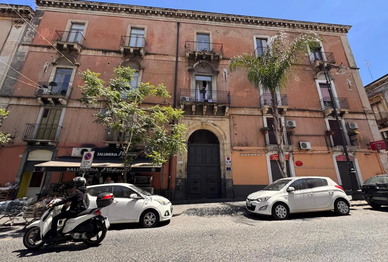 كاتانيا Dimore Del Plebiscito B&B